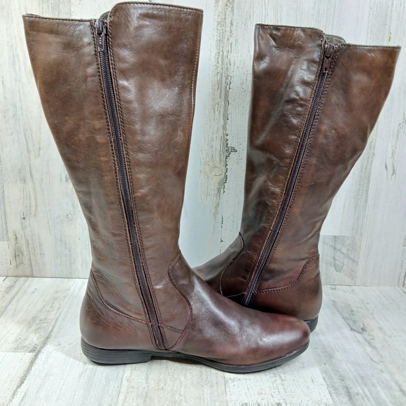 Born Shoes Brown Leather Knee-High Riding Boots Button Detail #1471 - Picture 11 of 15